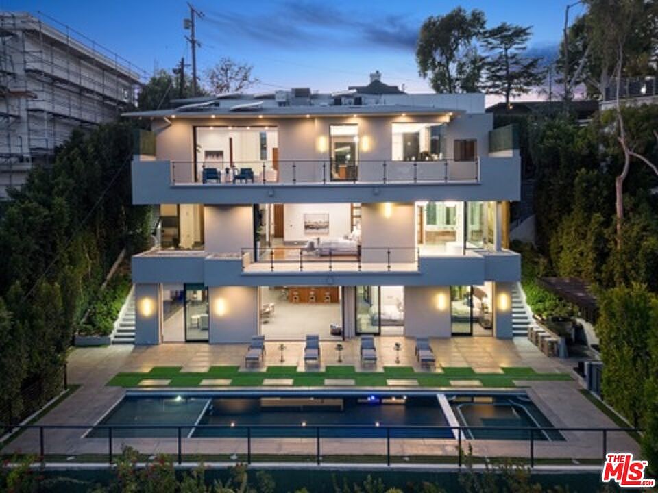 KIMRIDGE RESIDENCE